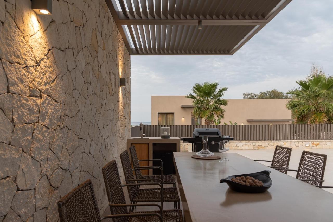Athina Luxury Villa, With Pool & Walk To The Beach, By Thinkvilla Chania  Exterior foto